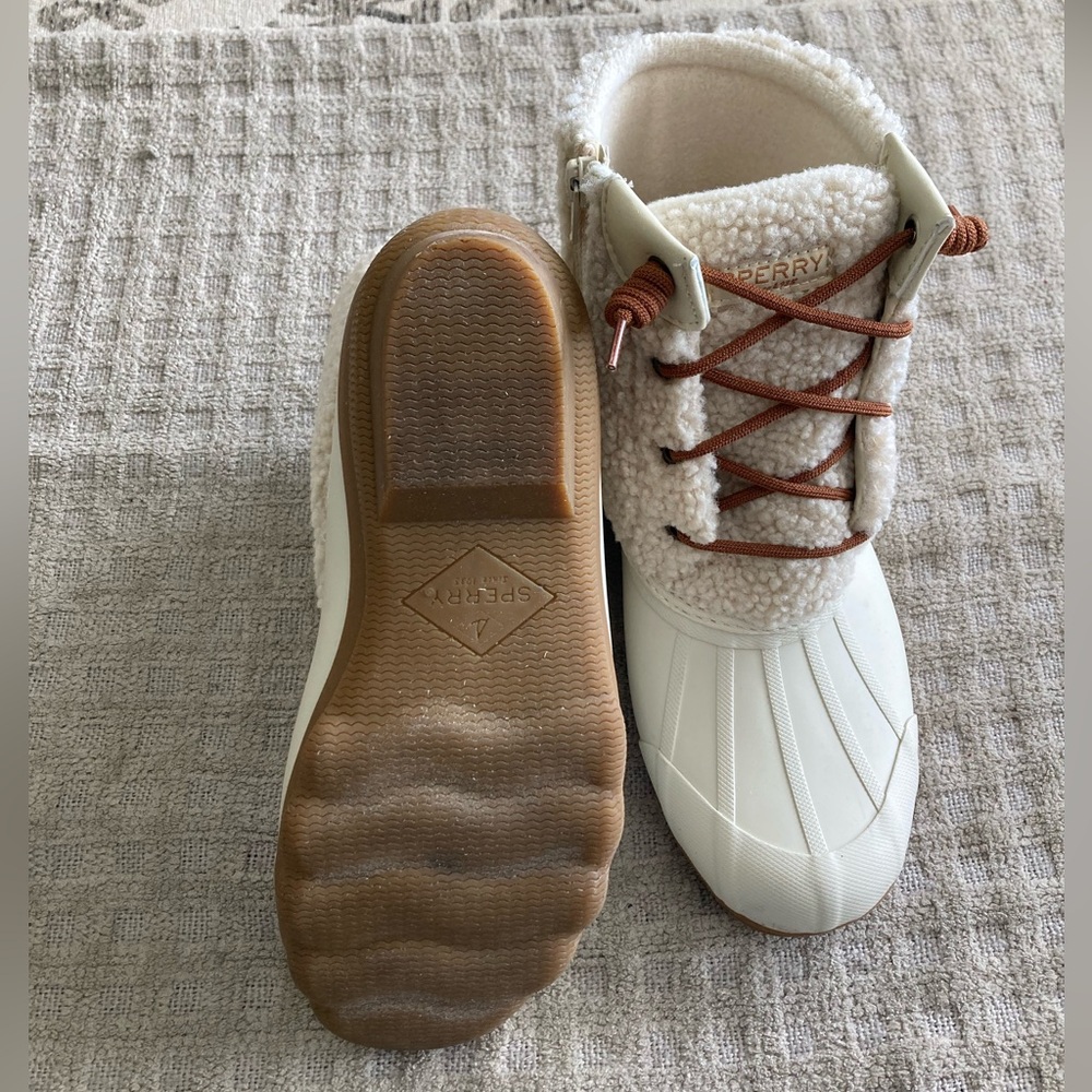 Women’s Sperry Sherpa Duck Boots Size 8 White EUC - Picture 4 of 7
